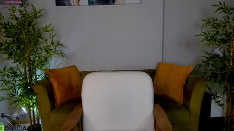 Layla online show from 16, 5, 2026