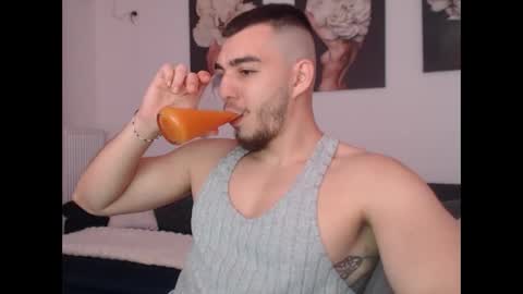 Snapshot of riderrandy chatting on 30, 9, 2025 Rider Randy online show from 30, 9, 2025