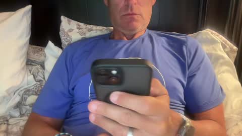 Snapshot of riderunlift50 chatting on 12, 7, 2026 riderunlift50 online show from 12, 7, 2026
