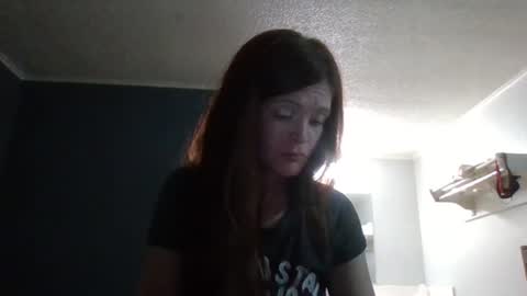 Snapshot of ridinghoodred chatting on 29, 4, 2026 ridinghoodred online show from 29, 4, 2026