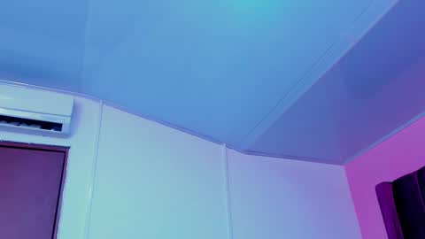 Rihanna hotx online show from 28, 9, 2025