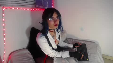 Snapshot of rihonna_hs8 chatting on 21, 4, 2026 RIHONNA online show from 21, 4, 2026