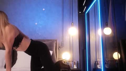 Snapshot of rikka_moore chatting on 25, 10, 2025 if you wanna buy smth stockingsph etc custom videos or pics online show from 25, 10, 2025