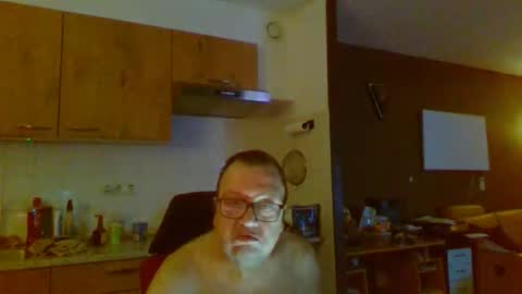 Snapshot of rikkerd55 chatting on 7, 11, 2025 rikkerd55 online show from 7, 11, 2025