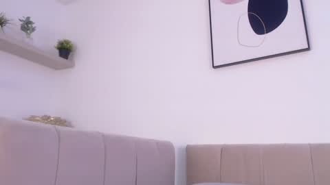 Snapshot of riley_bensongh chatting on 5, 2, 2025 Riley online show from 5, 2, 2025