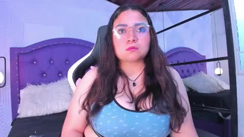 Snapshot of riley_reid_19 chatting on 9, 2, 2026 kamila online show from 9, 2, 2026