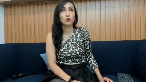 Snapshot of riley_reid_milf chatting on 13, 4, 2026 Oriana online show from 13, 4, 2026