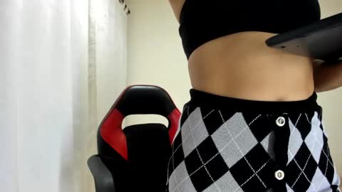 Snapshot of riley_skye_ chatting on 16, 12, 2024 RAILEY online show from 16, 12, 2024