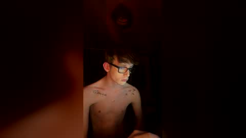 Snapshot of rileybex chatting on 25, 4, 2026 RileyBex online show from 25, 4, 2026