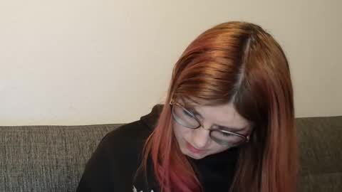 Snapshot of rileycomely chatting on 28, 11, 2025 RileyComely online show from 28, 11, 2025