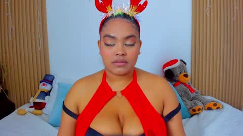 Snapshot of rileydolly chatting on 13, 12, 2024 RileyDolly online show from 13, 12, 2024