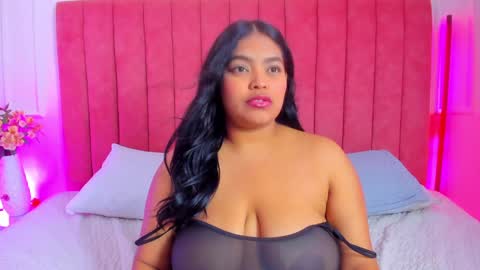 Snapshot of rileydolly chatting on 7, 2, 2025 RileyDolly online show from 7, 2, 2025