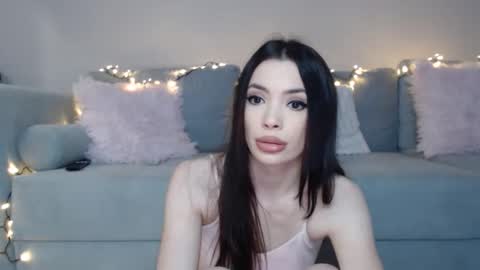 Snapshot of rileyeve chatting on 20, 12, 2025 RileyEve online show from 20, 12, 2025