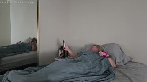 Snapshot of rileylogan chatting on 3, 4, 2026 Riley Logan online show from 3, 4, 2026
