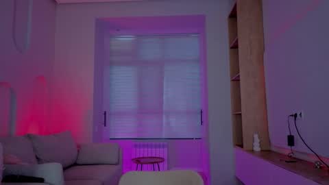 Snapshot of rileymee chatting on 19, 9, 2025 rileymee online show from 19, 9, 2025