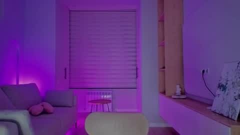 Snapshot of rileymee chatting on 2, 11, 2025 rileymee online show from 2, 11, 2025