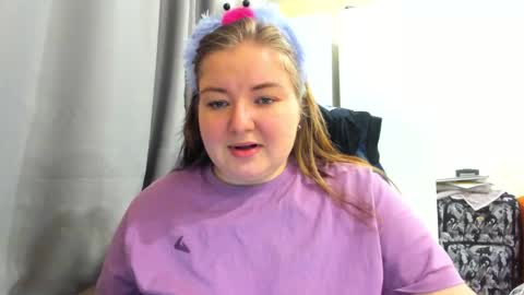 rina16 online show from 7, 11, 2025