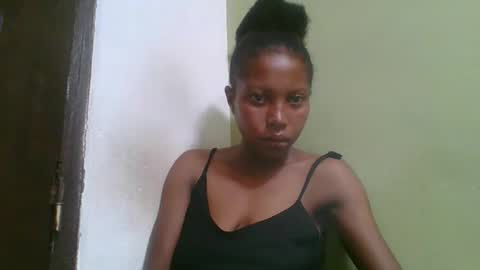 Snapshot of rinah654271 chatting on 7, 2, 2026 rinah654271 online show from 7, 2, 2026