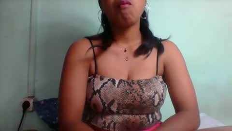 Snapshot of rinah856024 chatting on 13, 1, 2026 rinah856024 online show from 13, 1, 2026