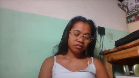 Snapshot of rinah856024 chatting on 15, 4, 2026 rinah856024 online show from 15, 4, 2026