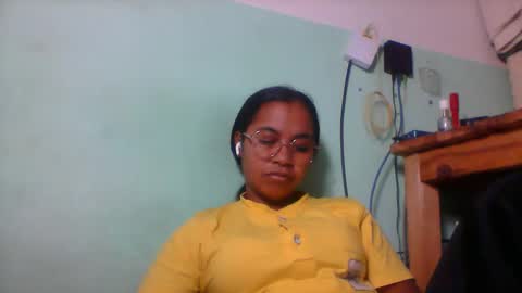 Snapshot of rinah856024 chatting on 25, 4, 2026 rinah856024 online show from 25, 4, 2026