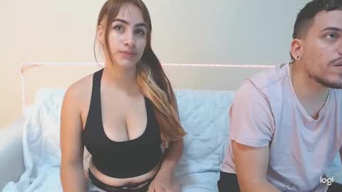 Snapshot of rio_and_sophia chatting on 6, 3, 2025 rio_and_sophia online show from 6, 3, 2025