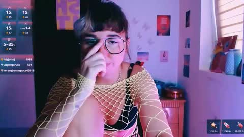 Snapshot of riri_rich chatting on 27, 3, 2026 Rita online show from 27, 3, 2026