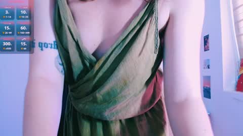 Snapshot of riri_rich chatting on 31, 3, 2026 Rita online show from 31, 3, 2026