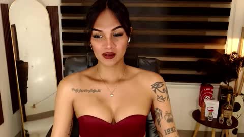 Snapshot of ririmoorets chatting on 14, 1, 2026 riri online show from 14, 1, 2026