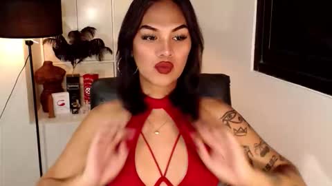 Snapshot of ririmoorets chatting on 10, 2, 2026 riri online show from 10, 2, 2026