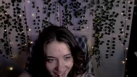Snapshot of risha_laass chatting on 16, 4, 2026 risha_laass online show from 16, 4, 2026