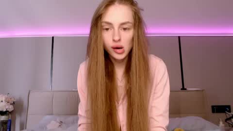 Snapshot of rita_orra chatting on 10, 6, 2026 Rita online show from 10, 6, 2026