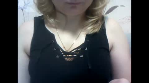 Snapshot of riveramaureen chatting on 20, 12, 2024 RiveraMaureen online show from 20, 12, 2024