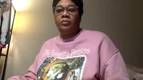 Snapshot of riversaint chatting on 25, 12, 2024 River Saint online show from 25, 12, 2024