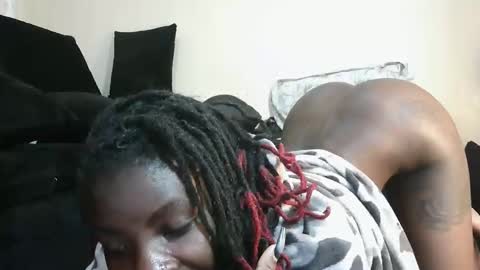 Snapshot of rlessing2 chatting on 12, 3, 2026 rlessing2 online show from 12, 3, 2026