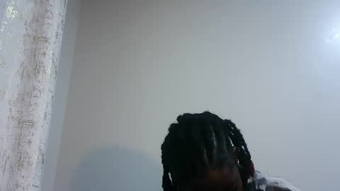 Snapshot of rlessing2 chatting on 13, 4, 2026 rlessing2 online show from 13, 4, 2026