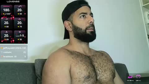 SebasRoa online show from 13, 1, 2025