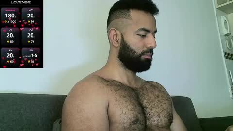 SebasRoa online show from 17, 1, 2025