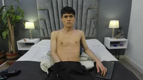 Roan Birkin online show from 1, 2, 2025