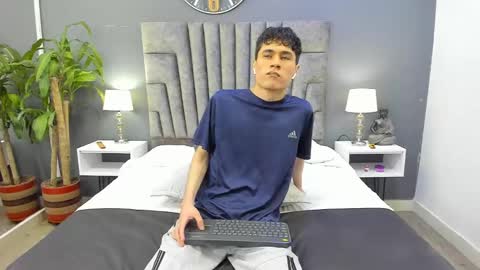 Roan Birkin online show from 2, 2, 2025