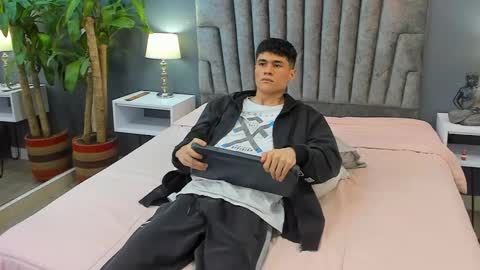 Roan Birkin online show from 14, 2, 2025