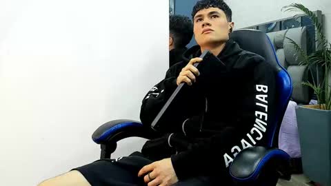 Roan Birkin online show from 30, 9, 2025