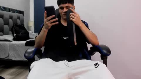 Roan Birkin online show from 15, 10, 2025