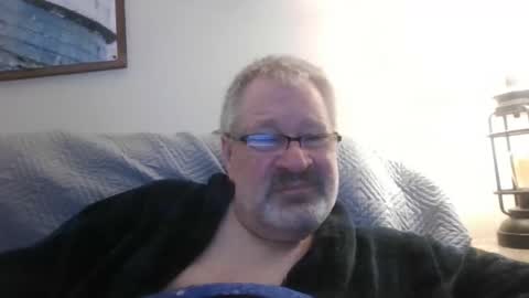 rob872217 online show from 4, 4, 2026