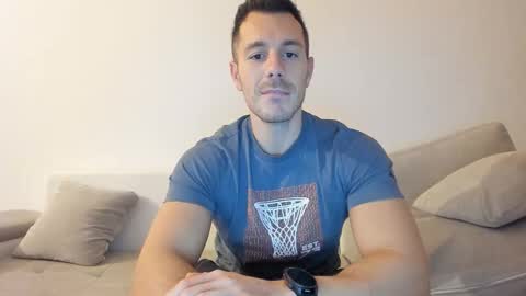 Snapshot of roberto4ever chatting on 17, 11, 2025 roberto4ever online show from 17, 11, 2025