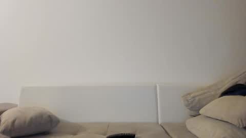 Snapshot of roberto4ever chatting on 1, 12, 2025 roberto4ever online show from 1, 12, 2025