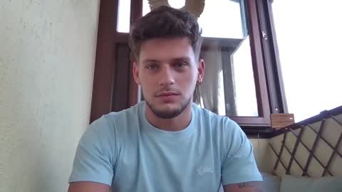 Snapshot of roberto_twink1 chatting on 20, 9, 2025 Roberto online show from 20, 9, 2025