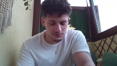 Snapshot of roberto_twink1 chatting on 21, 3, 2026 Roberto online show from 21, 3, 2026