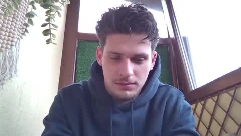 Snapshot of roberto_twink1 chatting on 22, 4, 2026 Roberto online show from 22, 4, 2026