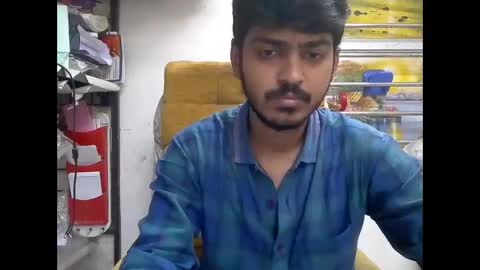 Snapshot of robertsalia220 chatting on 15, 10, 2025 Robertsalia online show from 15, 10, 2025